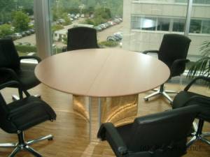 circon s-class - Der runde Tisch ist der klassische round-table in Variationen